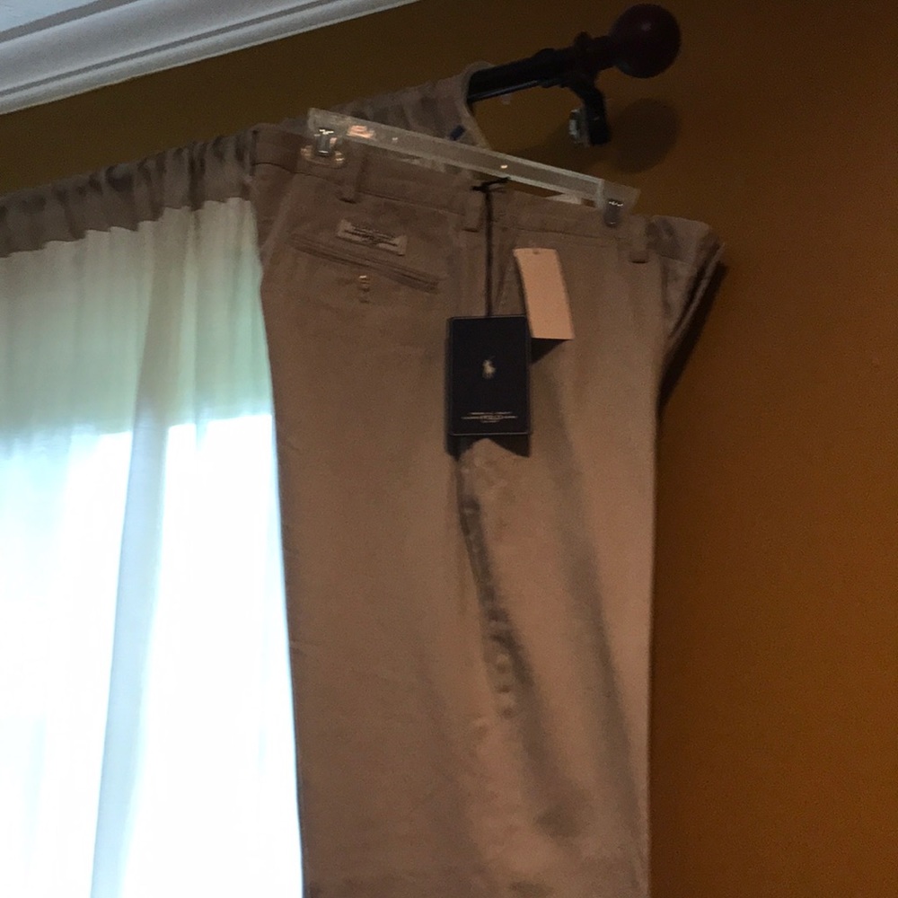 NWT men’s Ralph Lauren khaki chinos